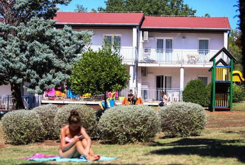 Апартаменты Уютная квартира в центре Перми Медулин Экстерьер фото